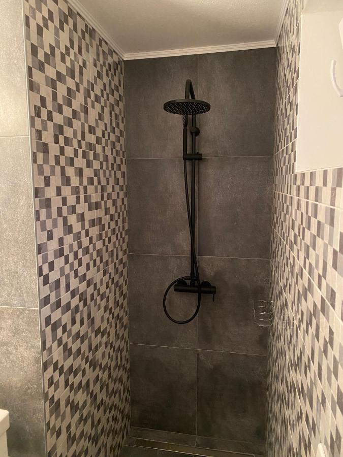 Studio Apartman Lora Lipik Eksteriør bilde